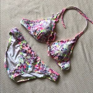 Victoria’s Secret bikini